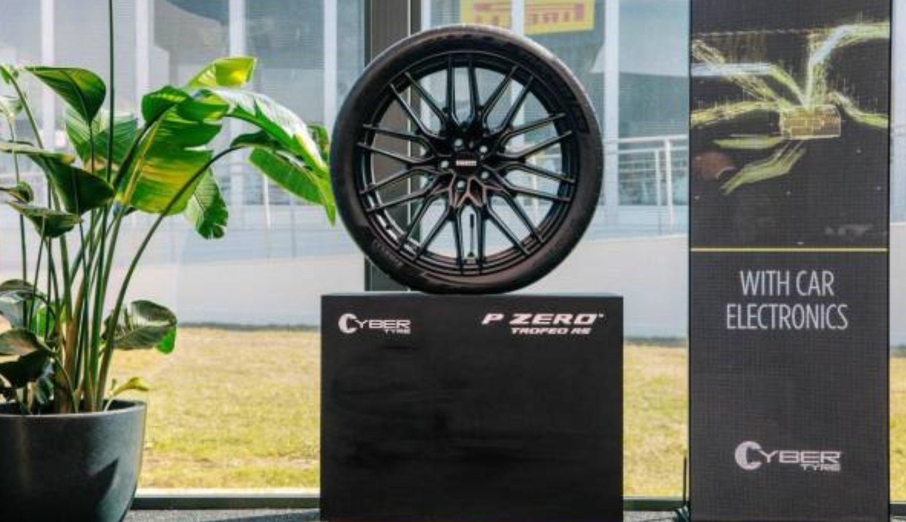cyber-tyre-pirelli,-le-gomme-del-futuro.-caratteristiche-e-funzionalita