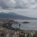 maltempo-in-campania:-allerta-meteo-fino-a-domani-per-vento,-mare-agitato-e-neve