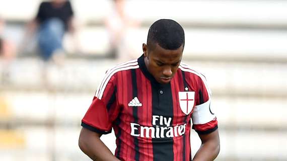 la-vita-di-robinho-in-carcere,-in-una-cella-di-8-metri:-poco-calcio,-tanto-lavoro