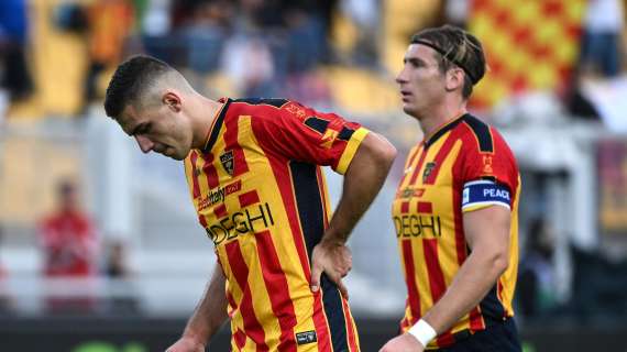 baschirotto-risponde-all’autogol-di-gallo:-il-lecce-riacciuffa-il-venezia-e-torna-a-far-punti