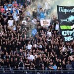 scontri-tra-ultra-napoli-e-polizia-nel-pre-partita:-un-agente-finisce-in-ospedale