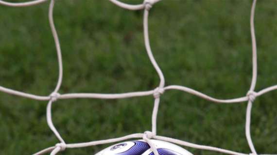 bella-storia-in-under-14:-arbitro-assegna-rigore-inesistente,-l’attaccante-lo-sbaglia-di-proposito