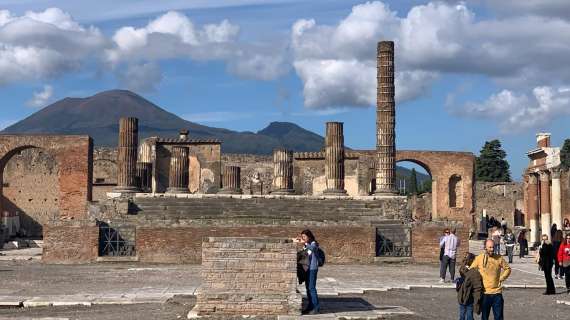 boom-musei-in-campania,-ieri-un-terzo-dei-visitatori-totali:-pompei-batte-uffizi-e-colosseo