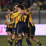 juve-stabia-batte-catanzaro-e-sogna-la-serie-a:-protagonista-anche-l’azzurro-sgarbi