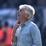 gasperini-shock!-clamorosa-lite-con-un-giornalista:-“asino”.-poi-gli-tira-contro-un-taccuino