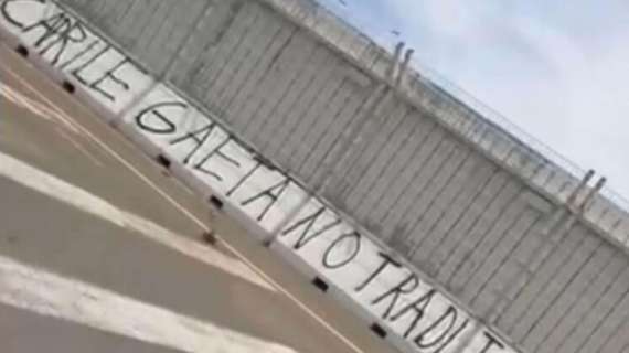 a-cagliari-striscione-contro-caprile-e-gaetano-per-aver-saltato-napoli:-“traditori”
