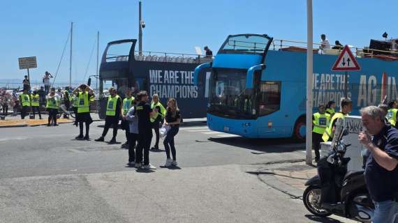 festa-scudetto,-bus-gia-pronti:-grande-folla-sul-lungomare