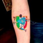 ‘febbre-mcfratm’-senza-limiti:-un-tifoso-si-tatua-la-sforbiciata-che-e-valsa-lo-scudetto