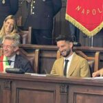 al-maschio-angioino-come-al-maradona:-bellini-omaggia-mertens-con-l’ultimo-urlo-gol