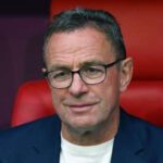 man-united,-che-attacco-dell’ex-rangnick:-“ma-chi-decide?-800mln-per-il-15°-posto…”