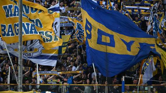aggressione-ai-napoletani-a-parma-per-lo-scudetto:-daspo-a-15-ultras-gialloblu
