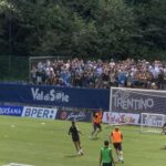 dimaro,-day-3:-grande-folla-per-la-seduta-mattutina!-adl-allo-store,-esercitazioni-tattiche-per-gli-azzurri