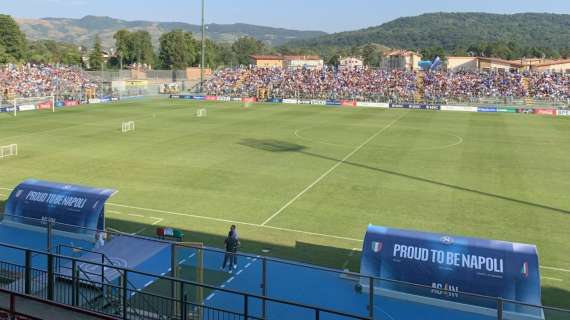 castel-di-sangro,-day-13:-partita-a-pressione-e-kdb-show,-i-portieri-si-allenano…-con-i-piedi