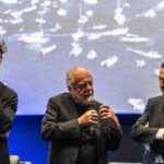 adl-sul-palco:-“stiamo-gia-girando-nuovo-film-sul-napoli!-felice-della-risalita-del-sud,-ma-serve-riformare-calcio-per-i-ragazzini”