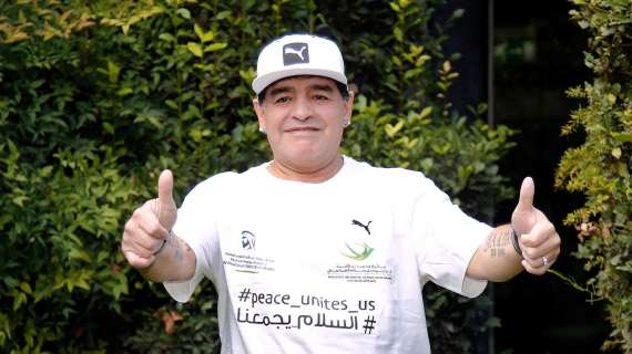 cimeli-maradona-all’asta-dal-28-ottobre:-tra-le-gemme-una-maglia-lacerata