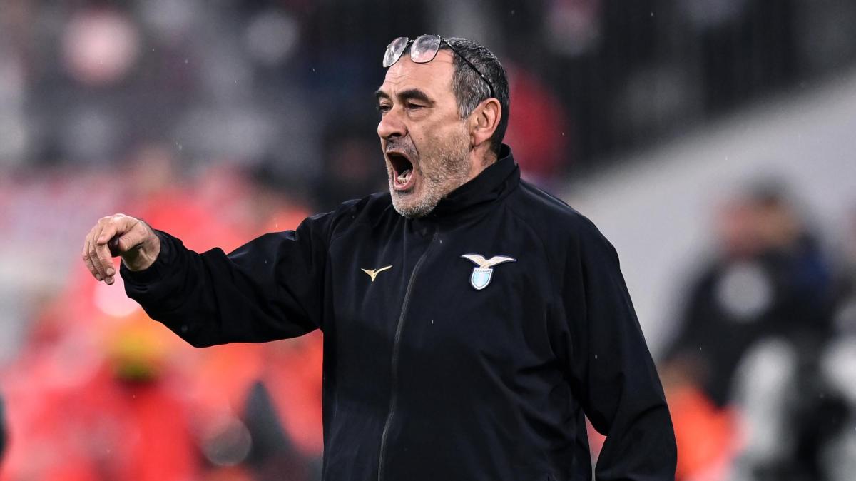 lazio,-sarri-lancia-l’allarme:-“o-cambiano-gli-arbitri-o-bisogna-inserire-il-tempo-effettivo”
