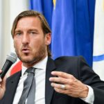 roma-capolista,-totti-cauto:-“solo-chiacchiericcio,-l’obiettivo-e-il-quarto-posto”