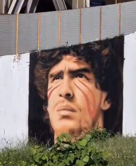 murale-jorit-al-maradona:-svelati-altri-due-giocatori-raffigurati