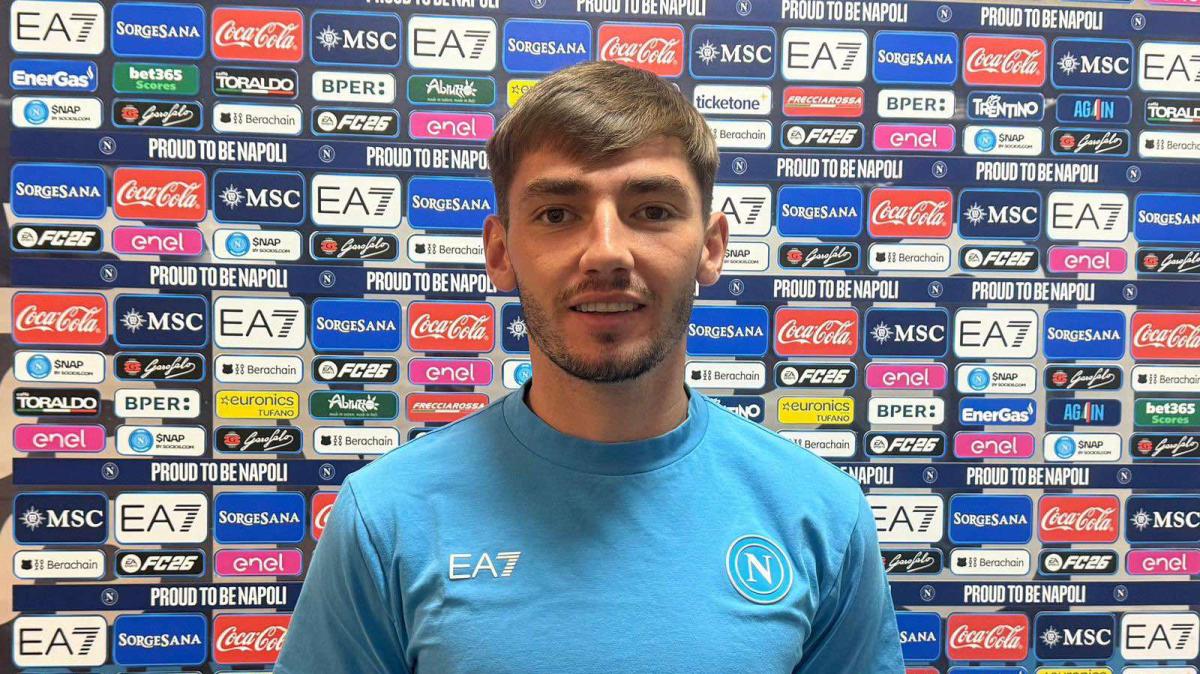 gilmour:-“qui-bel-gruppo,-i-nuovi-si-sono-integrati!-modulo?-non-cambia-molto.-su-como-e-eintracht…”