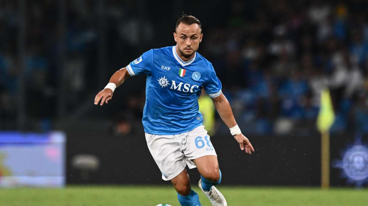 ultimi-due-cambi-per-il-napoli:-lucca-e-lobotka-nel-finale-di-gara
