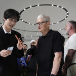 apple-sta-vendendo-un-sacco-di-iphone