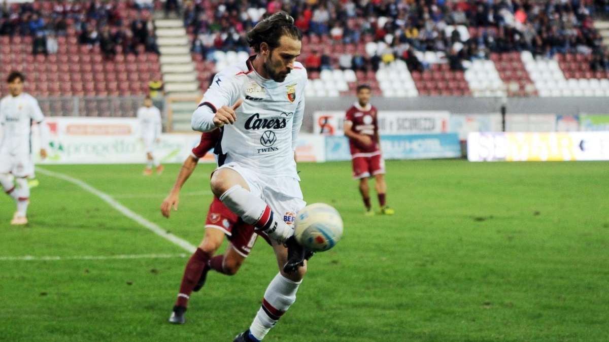 il-benevento-cambia-tecnico:-panchina-affidata-all’ex-azzurro-floro-flores