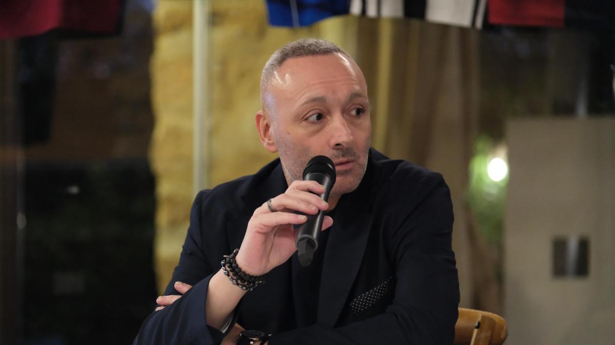 ag.-di-lorenzo-politano:-“nessun-confronto-o-richiesta-a-conte,-grande-rapporto-leader-tecnico!”