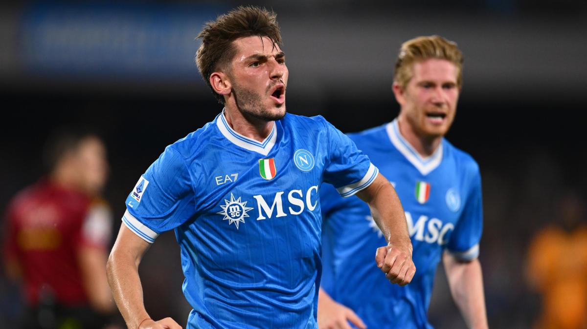 infortuni-napoli,-sky:-“gilmour-soffre-di-pubalgia,-e-in-inghilterra-per-un-consulto”