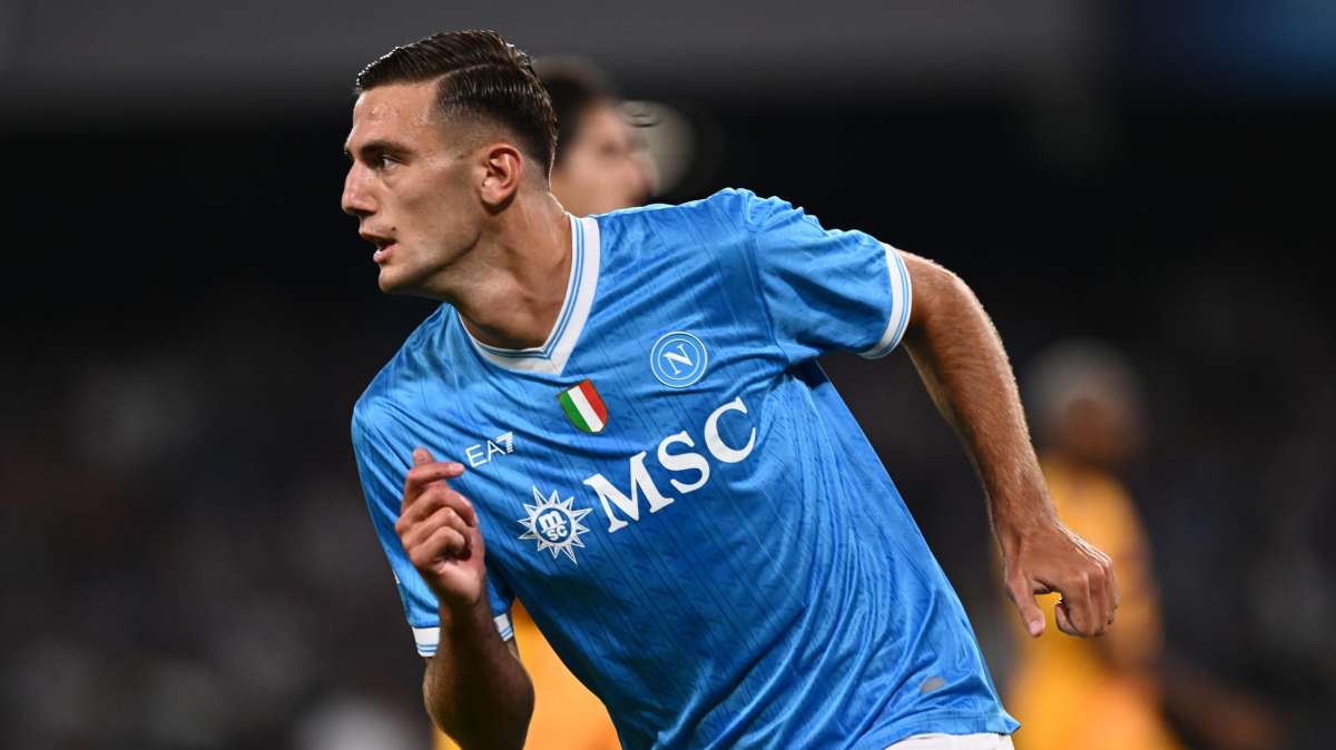 quello-che-abbiamo-letto-su-lucca-e-la-reazione-del-maradona-non-ci-sorprende