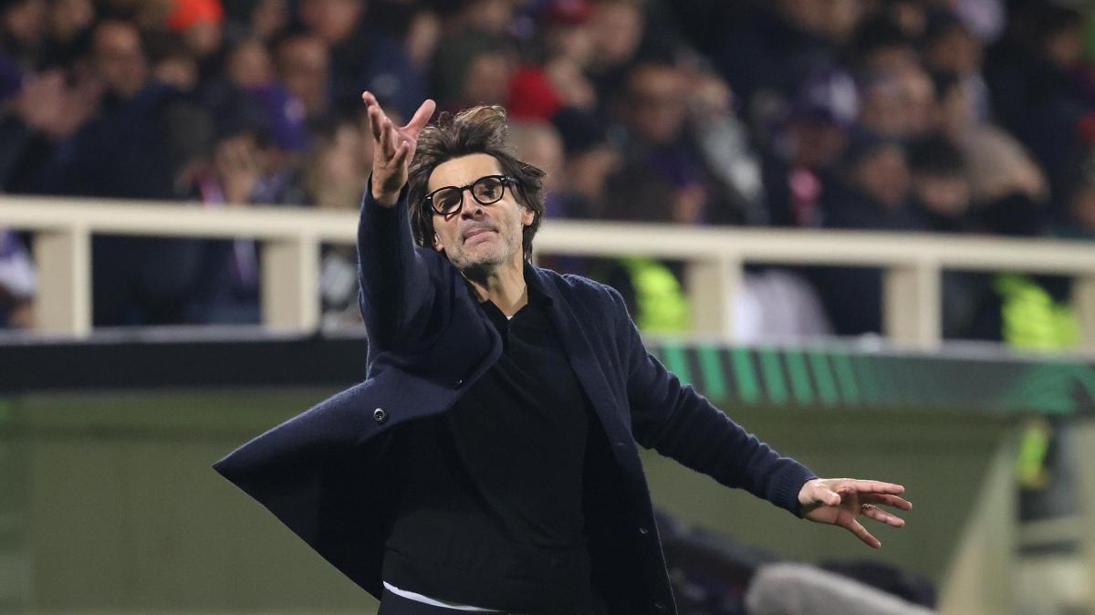 fiorentina,-vanoli-dirige-l’allenamento-odierno.-ma-l’esonero-non-e-da-escludere