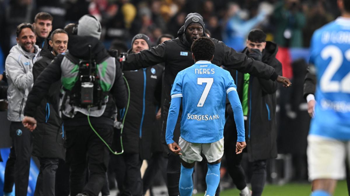 fotogallery-dal-campo:-il-napoli-batte-il-milan,-le-immagini-piu-belle-di-tuttonapoli