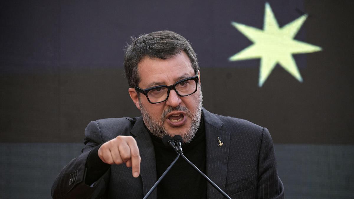 salvini-si-schiera-contro-milan-como-a-perth:-“una-fesseria!”