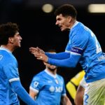 napoli-hellas-2-2,-le-pagelle:-scott-c’e,-di-lorenzo-da-attaccante!-buongiorno-confuso,-bocciato-lang