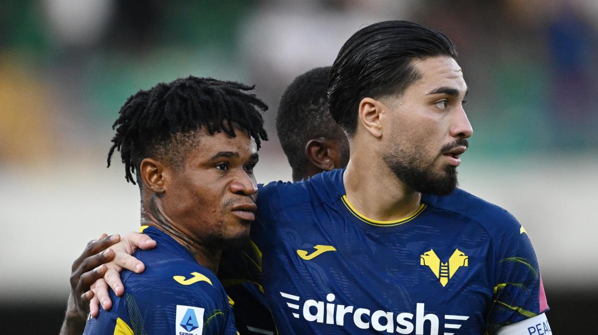 clamoroso-al-maradona!-verona-avanti-2-0:-raddoppio-su-rigore-dopo-l’intervento-del-var