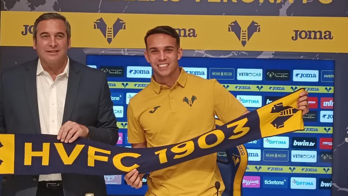 giovane-napoli,-sky:-“si-cerca-l’intesa-col-club-e-il-giocatore.-novita-su-lang”