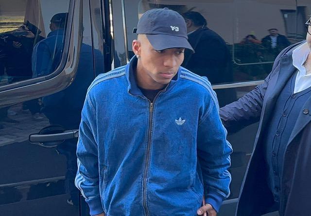 l’infanzia-in-africa,-le-minors-fino-a-un-anno-fa,-l’idolo-leao:-ecco-il-surfista-alisson-santos