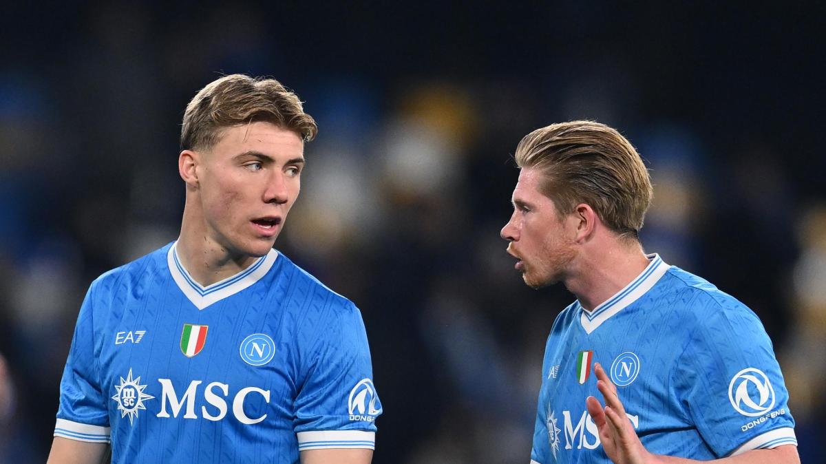 dentro-mctominay-e-de-bruyne-e-hojlund-la-pareggia-subito!-1-1-al-maradona!