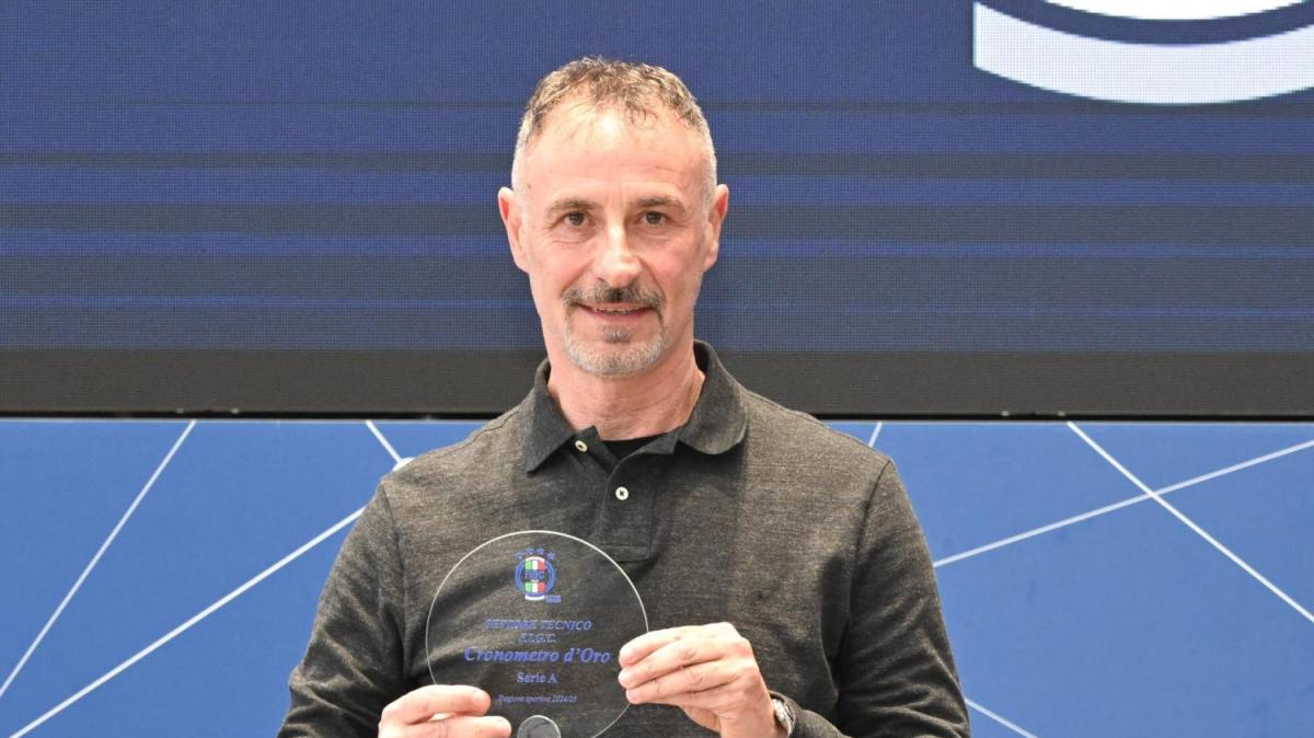 all’azzurro-coratti-il-premio-‘cronometro-d’oro’-per-la-miglior-preparazione-atletica-2024/25