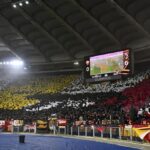 la-roma-e-di-nuovo-nel-caos:-fischiata-e-respinta-dai-tifosi-(che-mettono-in-dubbio-gasperini)