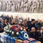funerale-savoldi,-sulla-bara-di-“beppe-gol”-anche-la-sciarpa-del-napoli