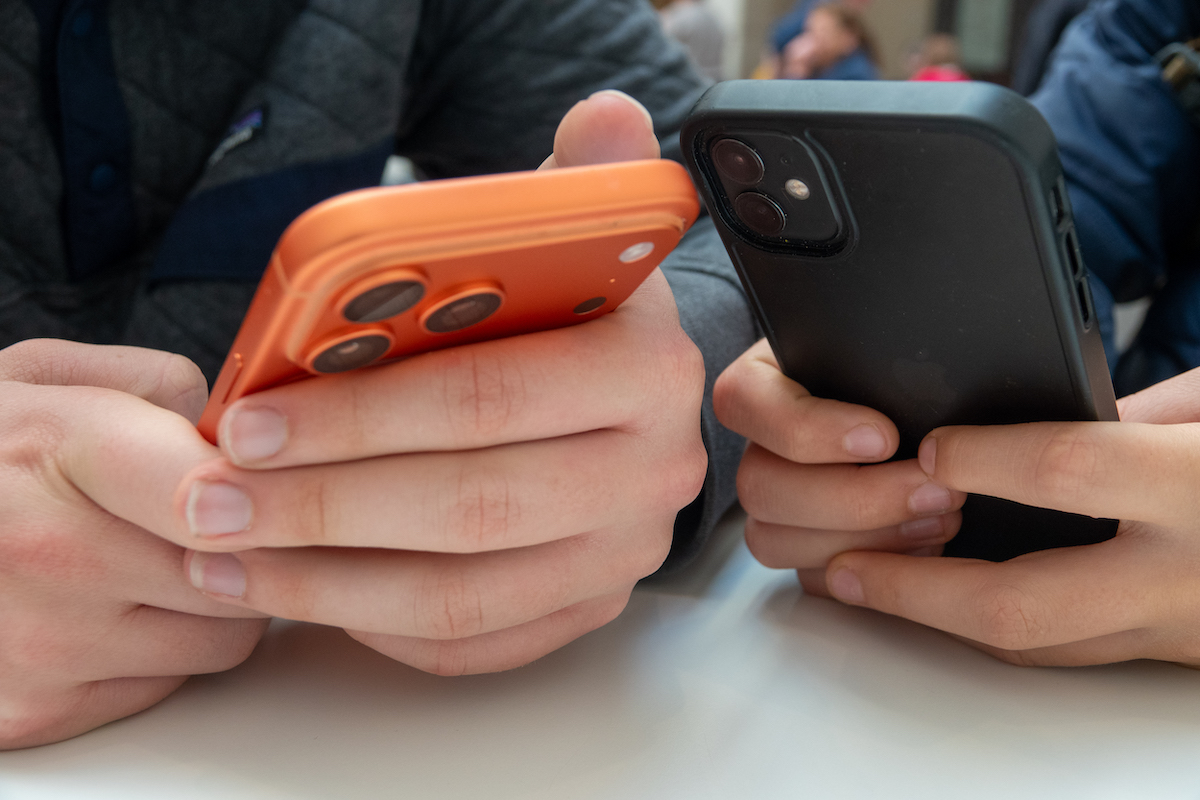 instagram-sta-testando-un-abbonamento-che-consente-di-vedere-le-storie-in-incognito