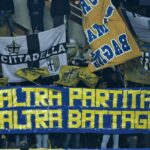 parma-napoli,-i-boys-suonano-la-carica:-l’iniziativa-all’esterno-del-tardini