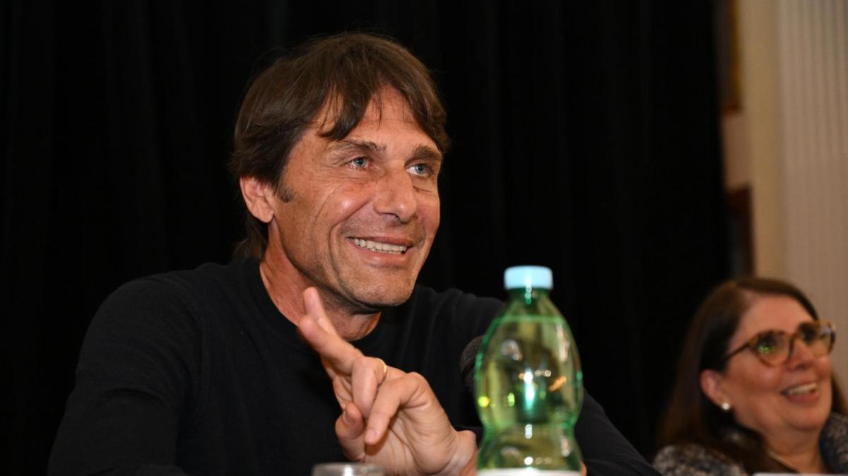 conte-incontra-i-detenuti-di-poggioreale:-il-suo-messaggio-e-la-fotogallery