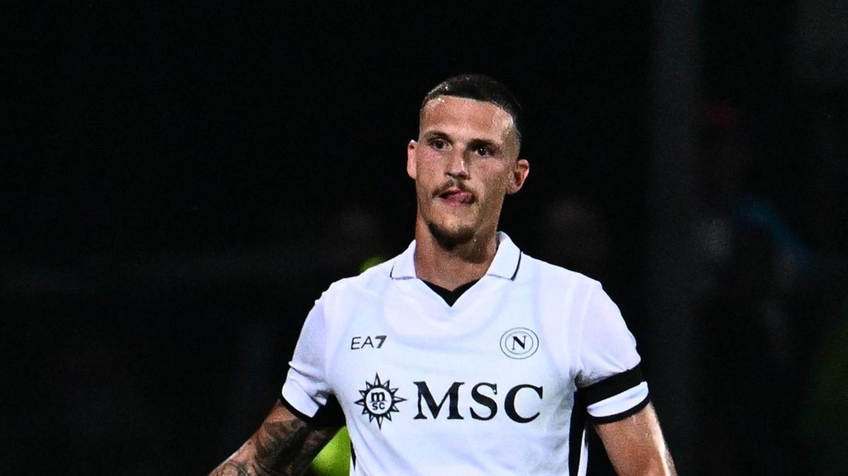 occhio-a-rafa-marin:-puo-‘scegliere’-il-napoli-e-diventare-il-primo-acquisto-in-difesa