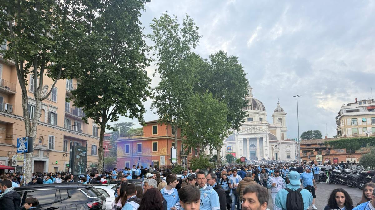 derby-di-roma,-niente-olimpico-per-i-tifosi-organizzati-lazio:-“saremo-a-ponte-milvio”