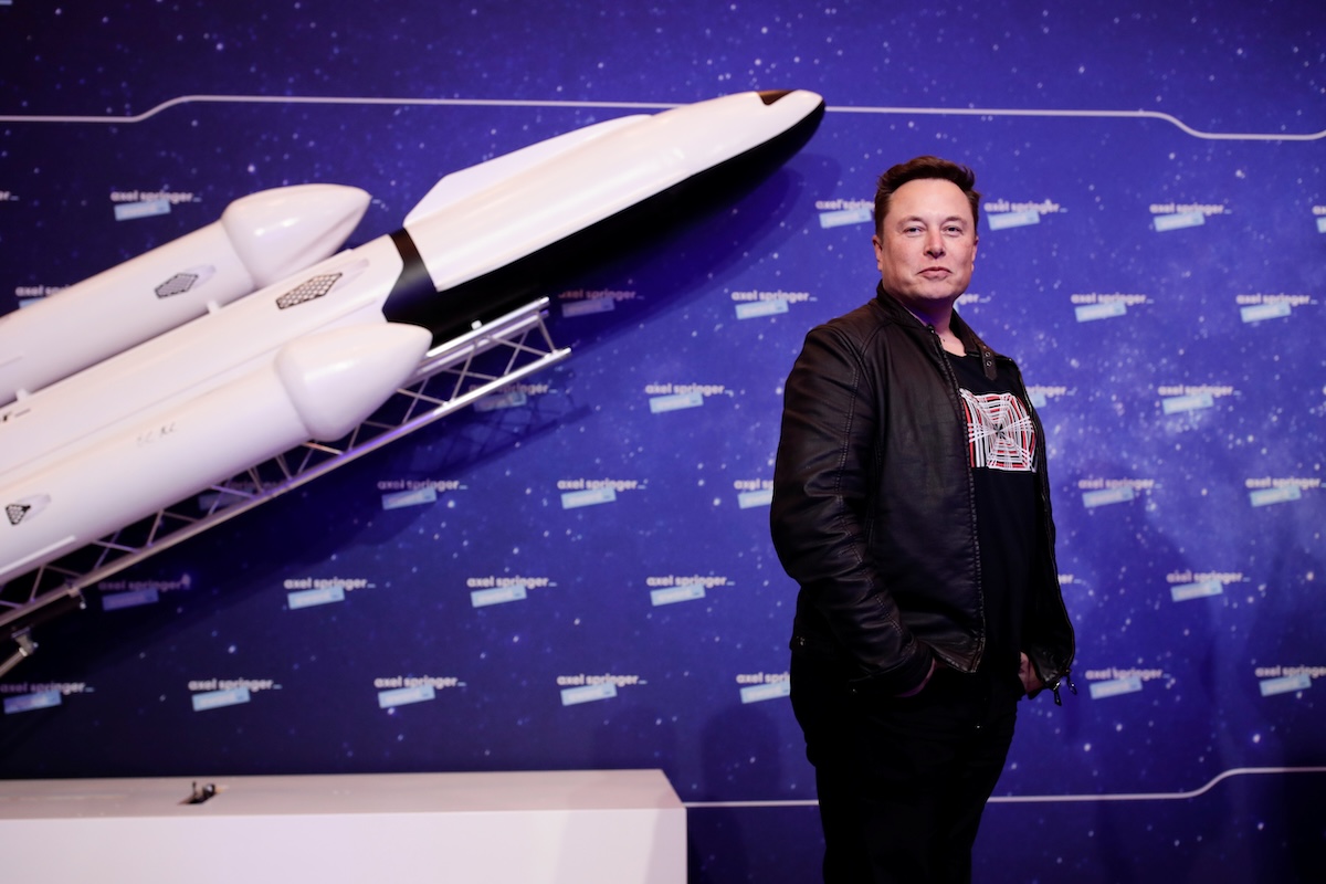 spacex-punta-alla-piu-grande-quotazione-in-borsa-di-sempre