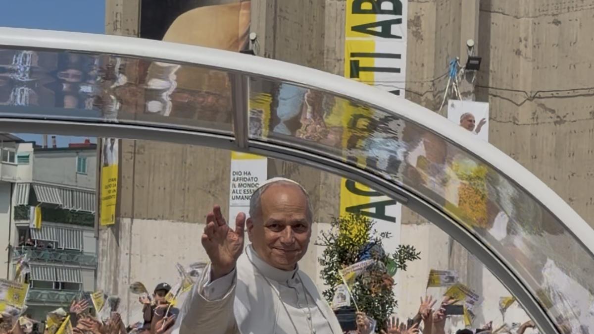 papa-leone-xiv-ad-acerra:-“oscuri-interessi-mortali-avvelenano-la-terra-dei-fuochi”
