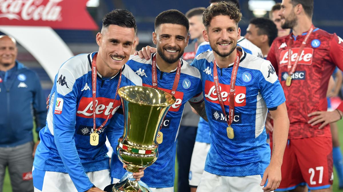 napoli-legends-napoli-world-8-7:-show-di-callejon-mertens-insigne,-atmosfera-da-brividi-al-maradona