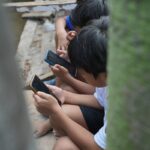 in-malaysia-e-entrato-in-vigore-il-divieto-di-utilizzare-i-social-media-per-le-persone-con-meno-di-16-anni