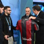 lega-serie-a,-de-siervo:-“dagli-arbitri-meno-interruzioni-per-alzare-minutaggio-effettivo”